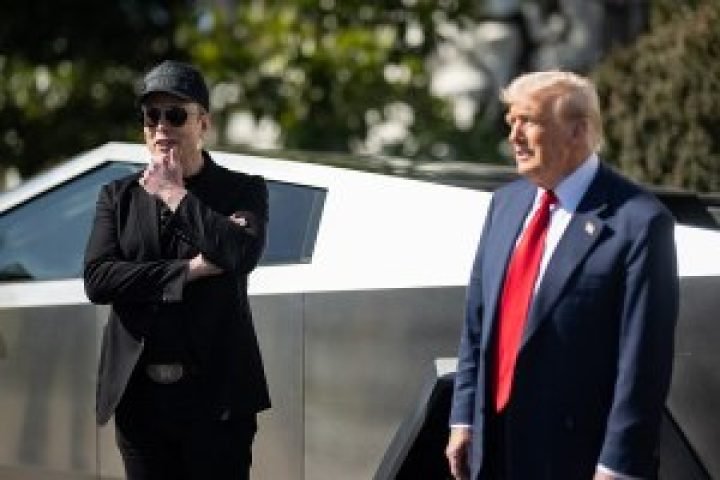 1080px-The_White_House_-_54380002927