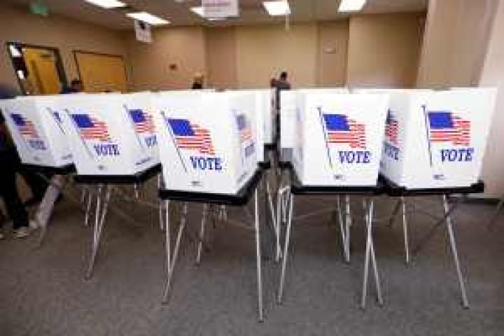 2024-09-25T162635Z_1611597490_RC2T79AEX44H_RTRMADP_3_USA-ELECTION-EARLYVOTING