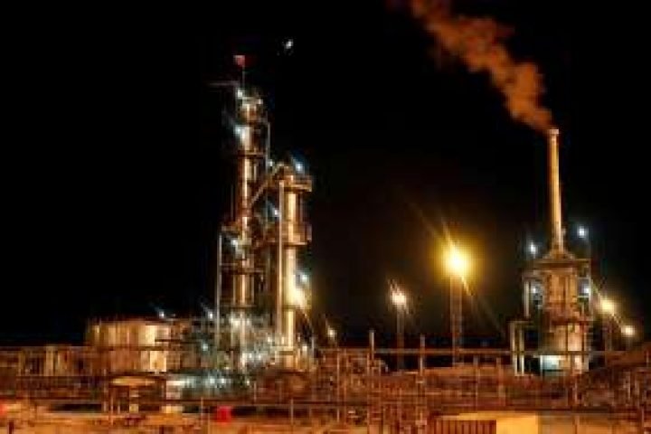 2024-10-08T122042Z_2069950684_RC2BGAA4KPUS_RTRMADP_3_RUSSIA-DIESEL-EXPORTS