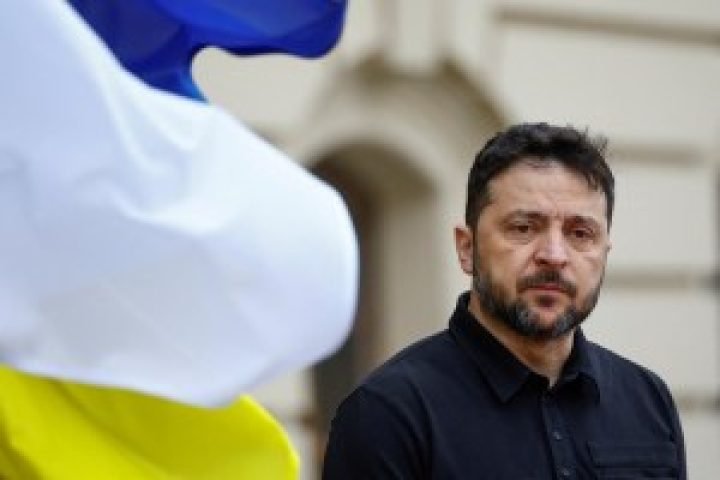 2025-12-22T211210Z_1825748956_RC2L9IAWKCQY_RTRMADP_3_UKRAINE-CRISIS-ZELENSKIY