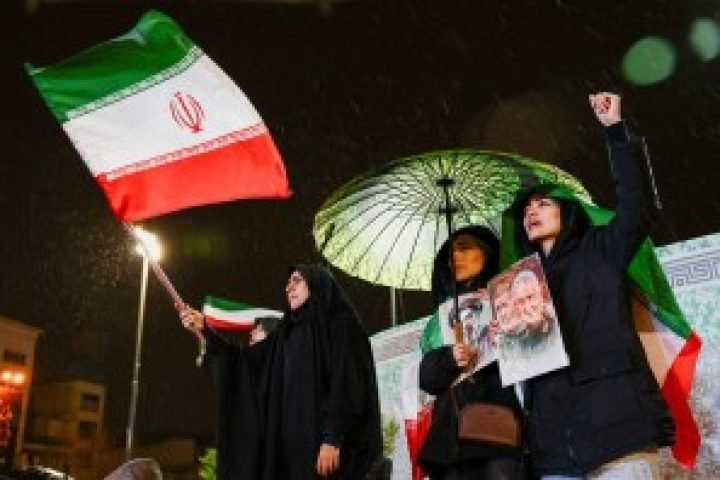 2026-03-26T203341Z_1168657178_RC2GCKAY455D_RTRMADP_3_IRAN-CRISIS-RALLY