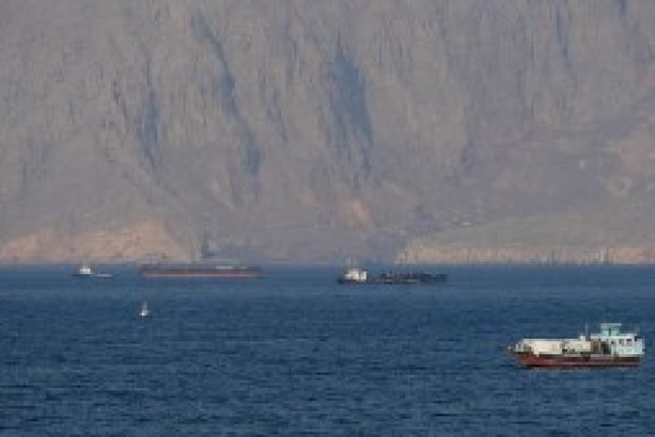 2026-04-18T142220Z_2067100068_RC2ORKABMETB_RTRMADP_3_IRAN-CRISIS-OMAN-HORMUZ
