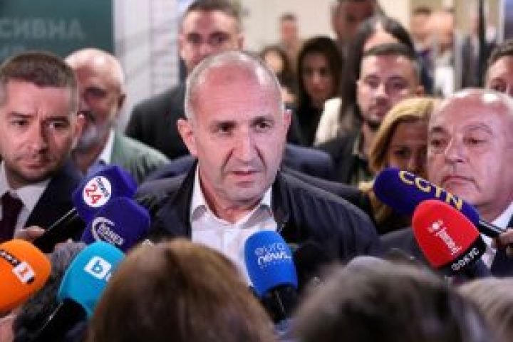 2026-04-20T115213Z_1_LYNXMPEM3J0KZ_RTROPTP_4_BULGARIA-ELECTION