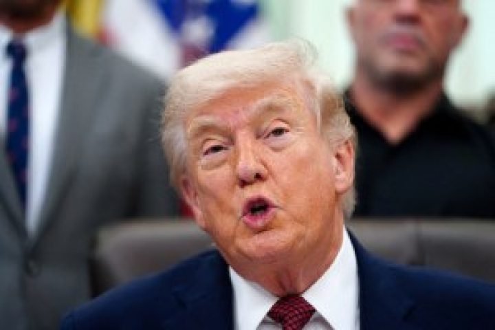 2026-04-20T175509Z_1_LYNXMPEM3J11D_RTROPTP_4_USA-TRUMP-GAS-PRICES-1-4