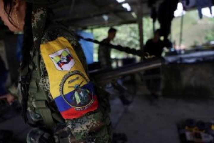 2026-04-25T201345Z_1_LYNXMPEM3O0MQ_RTROPTP_4_COLOMBIA-SECURITY