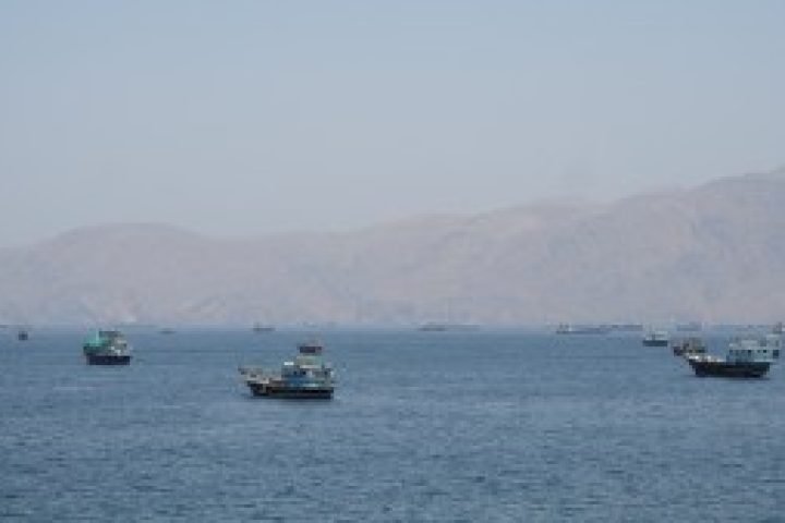 2026-05-06T100059Z_145204481_RC2K3LA8GR6N_RTRMADP_3_IRAN-CRISIS-OMAN-HORMUZ