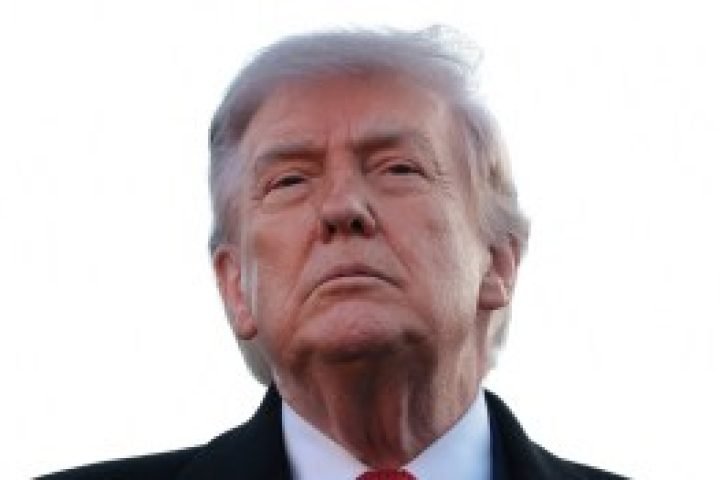2026-05-08T001310Z_1_LYNXMPEM47006_RTROPTP_4_USA-TRUMP