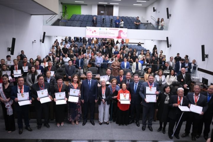 O parlamentar ressaltou que o legado deixado pelos imigrantes vai muito — Foto: