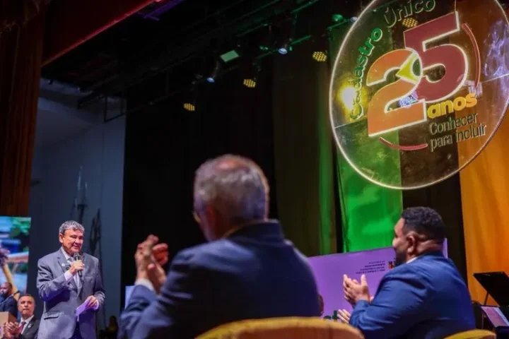 Celebração também homenageou profissionais do Sistema Único de Assistência Socia