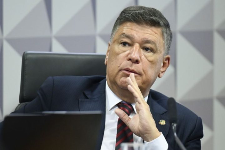 Foto: O presidente da CPMI do INSS, senador Carlos Viana (Podemos-MG) • Foto: An