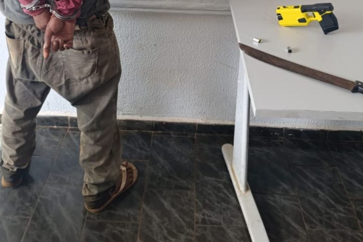 O suspeito foi preso em flagrante. (Foto: Fala Povo, Midiamax)