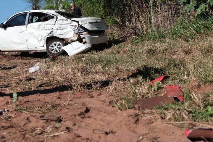 Nissan Versa ocupado pela venezuelana e sua filha. (Foto: Pietra Dorneles, Jorna