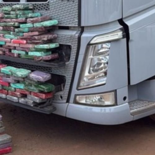 Cerca de 130 quilos de cocaína foram apreendidos. — Foto: Cerca de 130 quilos de