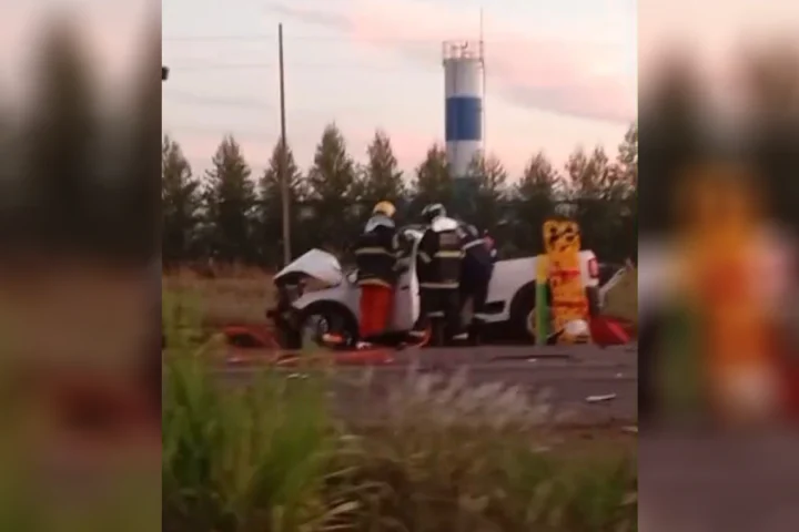 Vítima foi resgatada com vida (Foto: Charlin Ordinário)