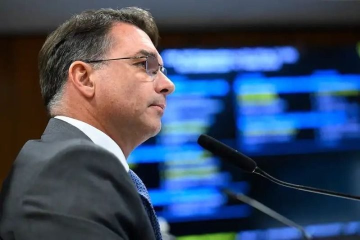 Análise: Flávio se encontra com Trump; entenda como governo Lula reagiu — Foto: