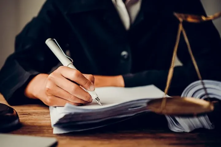 Foto: A desistência deve ser apresentada ao juiz, de forma escrita ou oral, ante