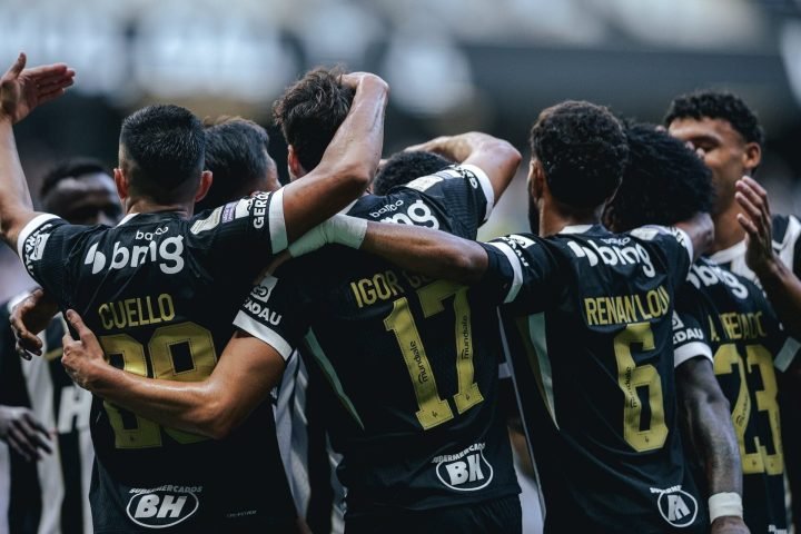 atletico-domina-o-gremio-e-vence-com-autoridade-pelo-brasileirao