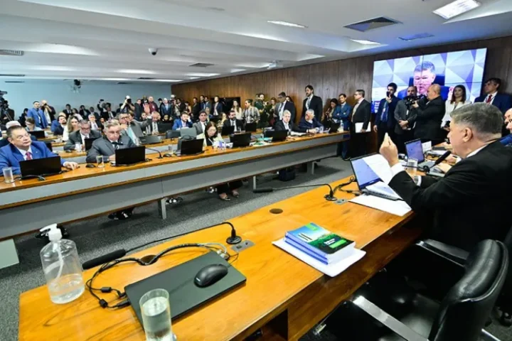 Foto: Ainda sem definição quanto à prorrogação dos trabalhos, a CPMI do INSS vot