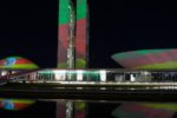 congresso-iluminado-bandeira-rio-grande-do-sul-150x150-1