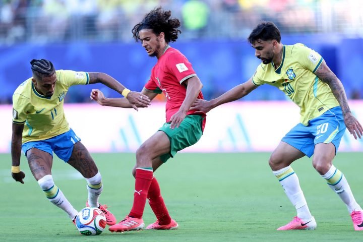 Bouaddi em treinamento da seleção marroquina — Foto: Bouaddi em treinamento da s