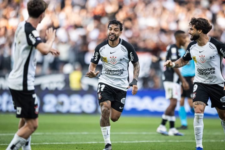 Corinthians e Vasco pela 13ª rodada do Brasileirão. — Foto: Corinthians e Vasco