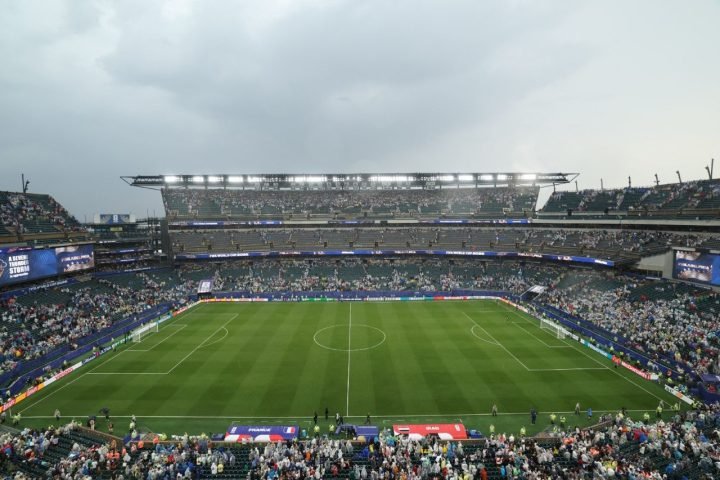 cruzeiro-chuva-fran-a-iraque-copa-do-mundo-1782167754
