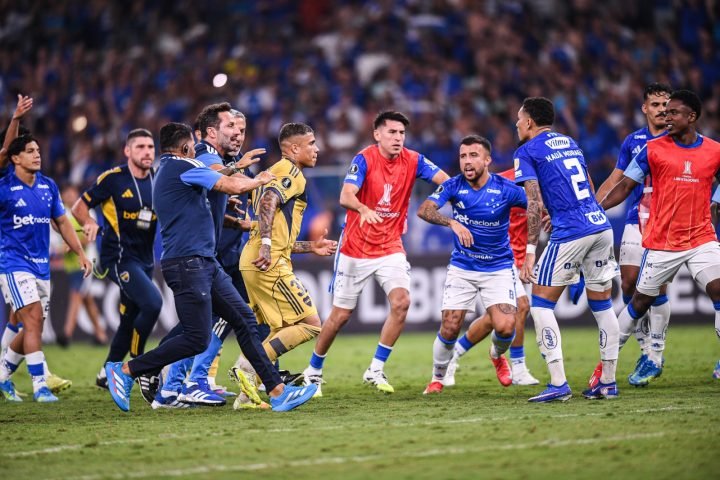 Confusão Cruzeiro e Boca Juniors — Foto: Confusão Cruzeiro e Boca Juniors