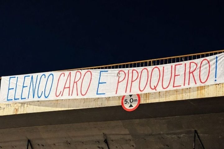cruzeiro-cruzeiro-protesto-bruno-spindel-1788440576