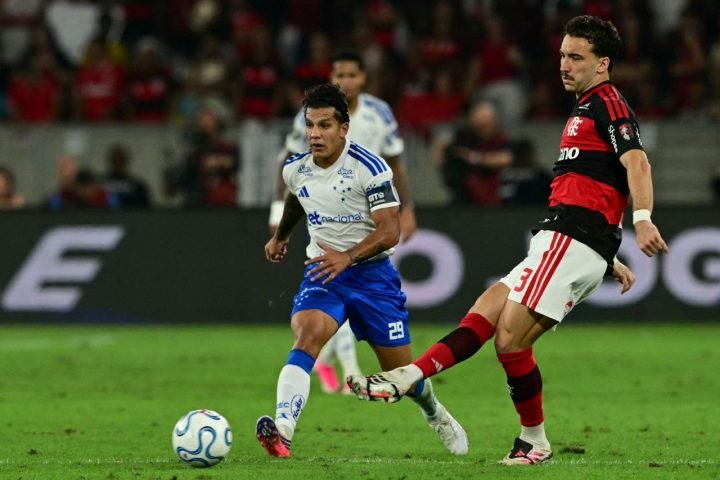cruzeiro-flamengo-cruzeiro-l-o-ortiz-lucas-romero-libertadores-1787189006