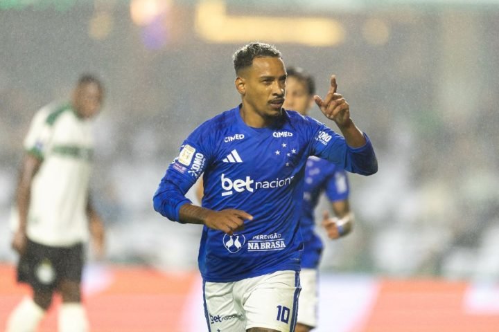 cruzeiro-matheus-pereira-coritiba-cruzeiro-campeonato-brasileiro-1785464008
