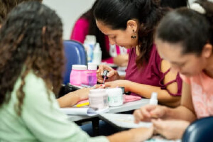 curso-manicure-sejuv-300x200-1