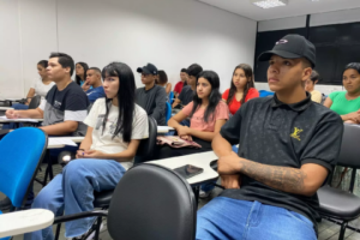 cursos_sejuv-300x225-1