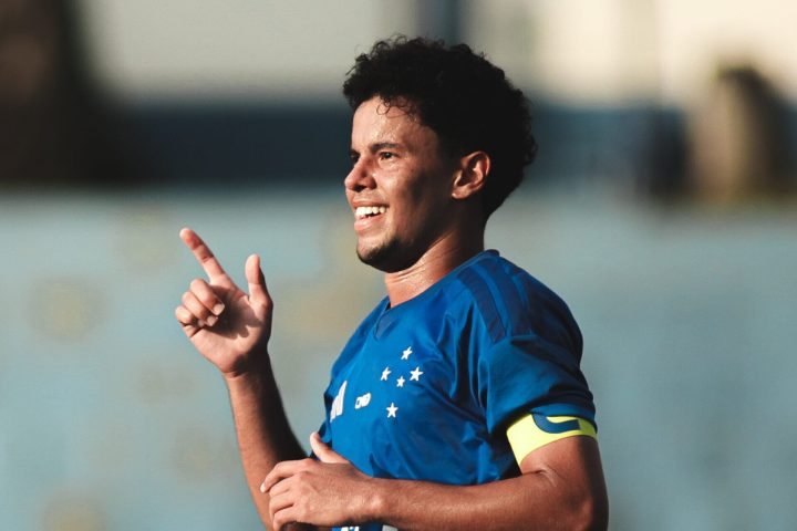 destaque-da-base-do-cruzeiro-e-relacionado-para-jogo-contra-o-palmeiras