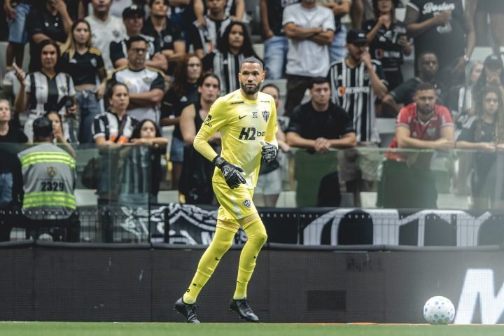 Everson durante partida do Atlético-MG. — Foto: Everson durante partida do Atlét