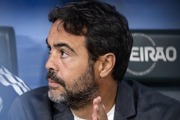 escalacao-do-cruzeiro-com-baixa-na-defesa-artur-jorge-deve-poupar-alguns-titulares
