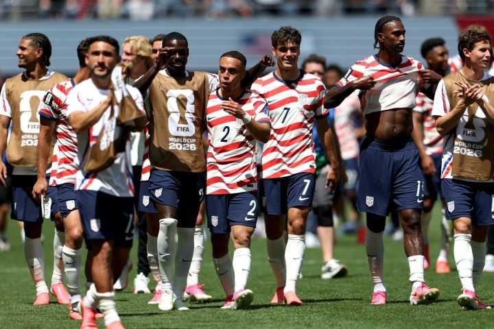 Estados Unidos vence Austrália pela segunda rodada da Copa do Mundo. — Foto: Est