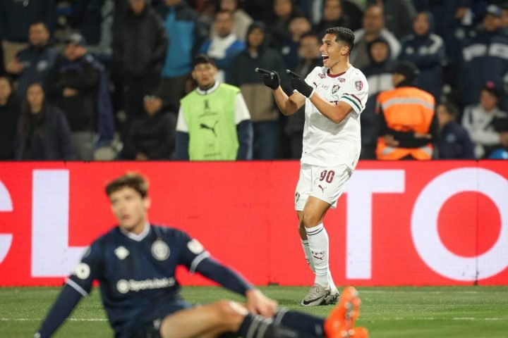 fabio-e-heroi-nos-penaltis-em-classificacao-historica-do-fluminense-na-libertadores