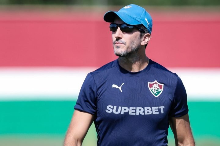 Millán em campo em Operário x Fluminense — Foto: Millán em campo em Operário x F