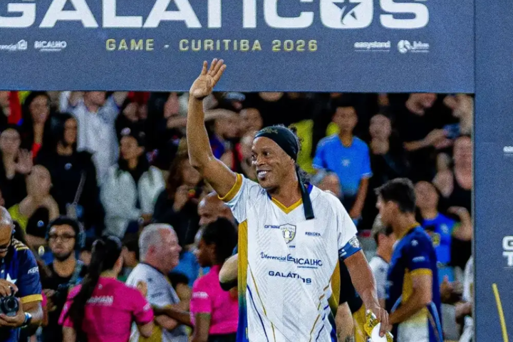 futebol20internacional-ronaldinho_gaucho-italia-retorno-1792858880