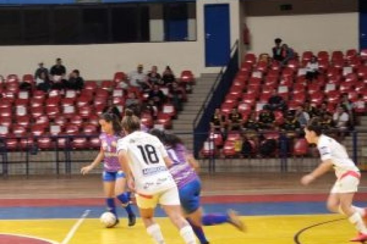 futsalfemin2-prefcg-1665761984-e1665762004112-300x259-1
