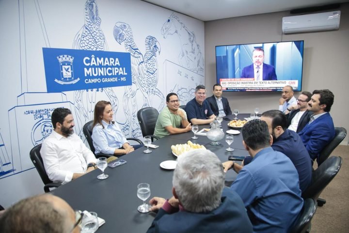 Encontro aconteceu no final da manhã de segunda-feira (01). — Foto: Encontro aco