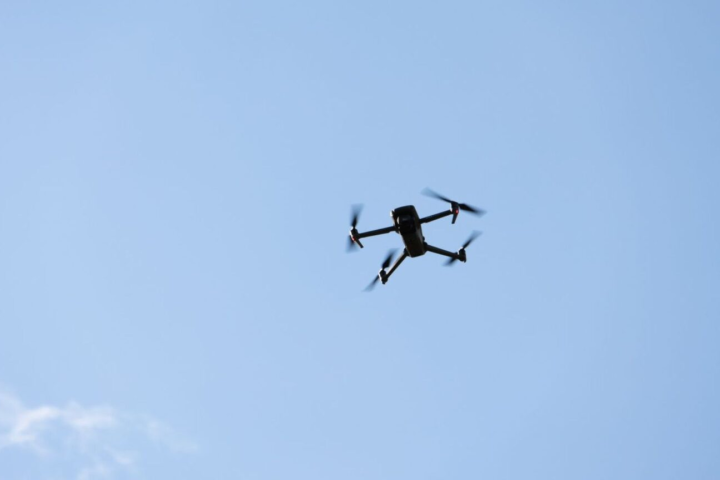Foto: Drone no céu de Campo Grande. (Imagem Ilustrativa: Henrique Arakaki, Midia