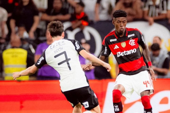 jogos-de-hoje-quem-joga-no-futebol-e-onde-assistir-ao-vivo-domingo-13092026