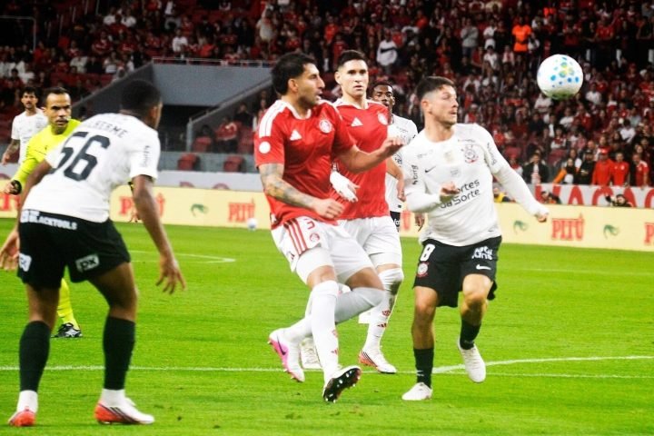 jogos-de-hoje-quem-joga-no-futebol-e-onde-assistir-ao-vivo-quinta-feira-06082026