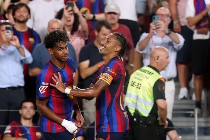 lamine-yamal-supera-haaland-e-mbappe-e-bate-recorde-no-barcelona