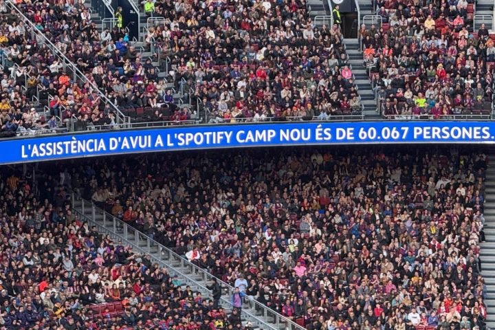 Alexia Putellas comemora gol. O Barcelona goleou o Real Madrid, pela Champions F