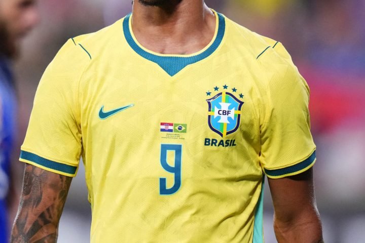 Uniforme Seleção Brasileira é da Jordan, que pertence á Nike. — Foto: Uniforme S