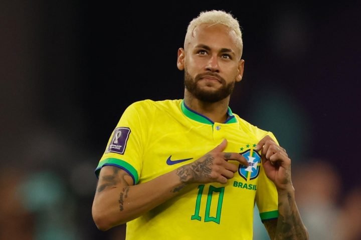 Pesquisa coloca Neymar como o jogador mais confiável para ser líder da Seleção.