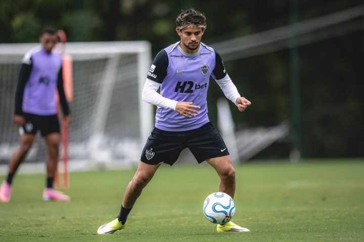 scarpa-e-liberado-pelo-dm-do-atletico-mg-e-volta-a-ser-opcao-para-dominguez