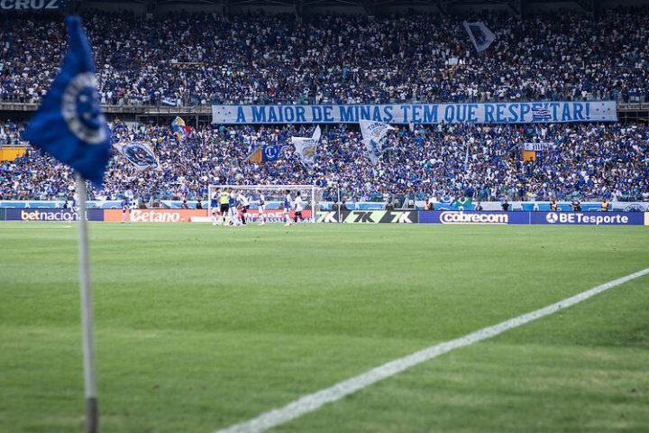 vai-lotar-confira-previsao-de-publico-para-cruzeiro-x-corinthians
